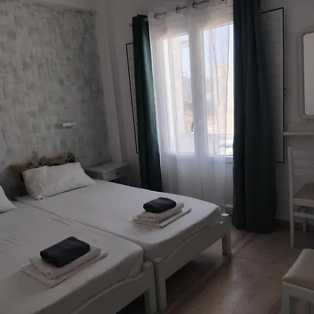 Four Season Hotel Chora (Ios)